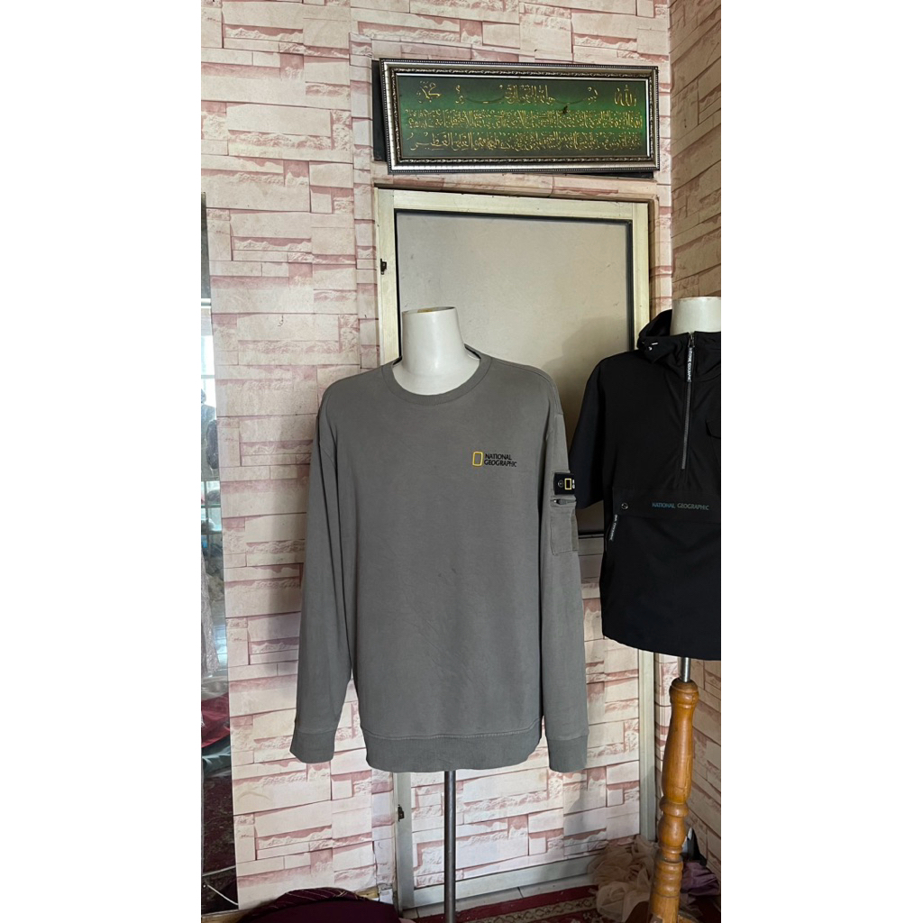 cruwneck national geographic size xxl