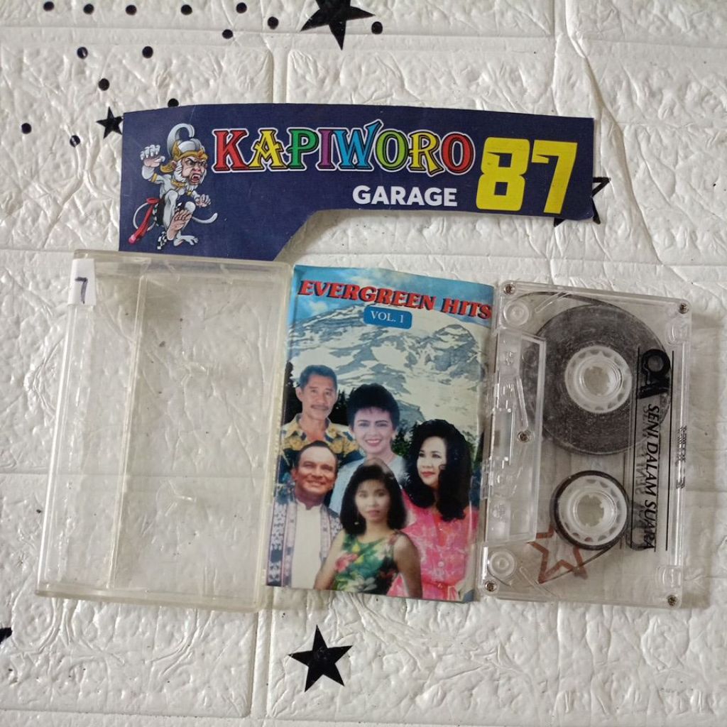 KASET PITA,,,EVERGREEN HITS VOL.1