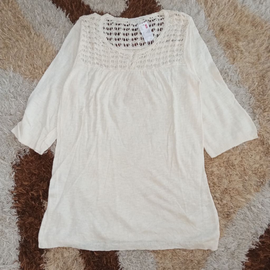 Baju Rajut Wanita Uniqlo