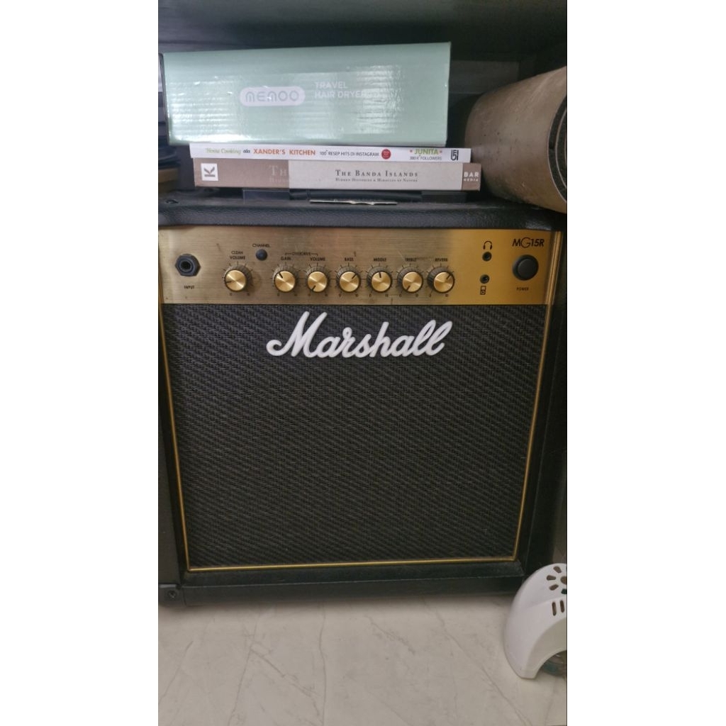 Amplifier Marshall MG 15R