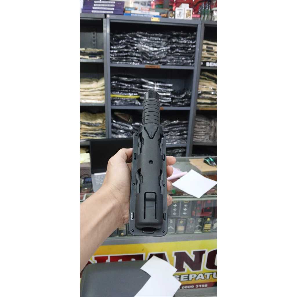 sarung stick police baton / police using