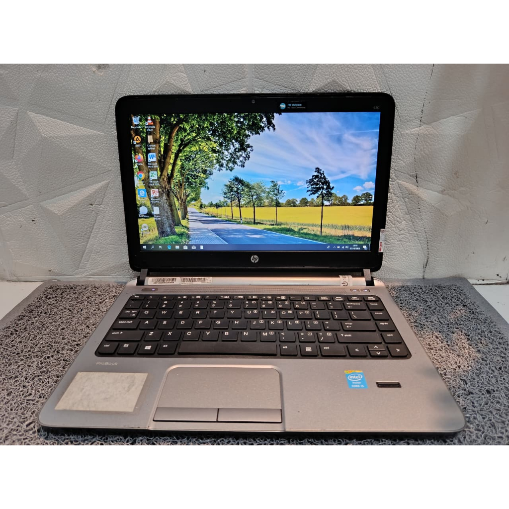 Laptop hp probook 430 G1  Processor Intel core i5-4200U 2.3GHz Ram 4 GB Penyimpanan 500 GB Display I