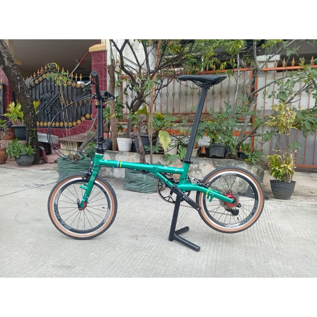 Fnhon Gust 16 Glay Green