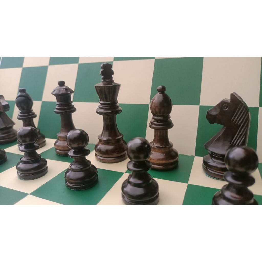 Catur Kayu // CATUR KAYU // Buah Catur