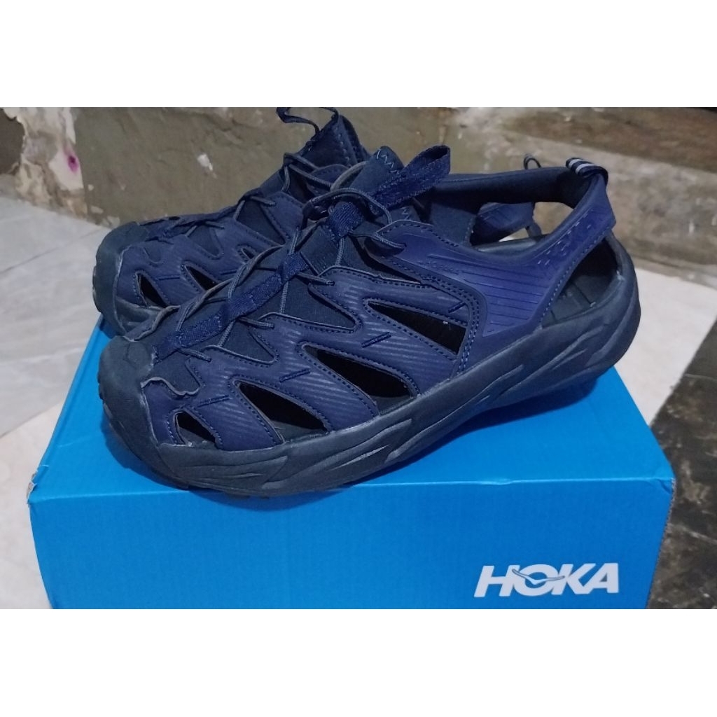 HOKA SEPATU SANDAL SZ. 41