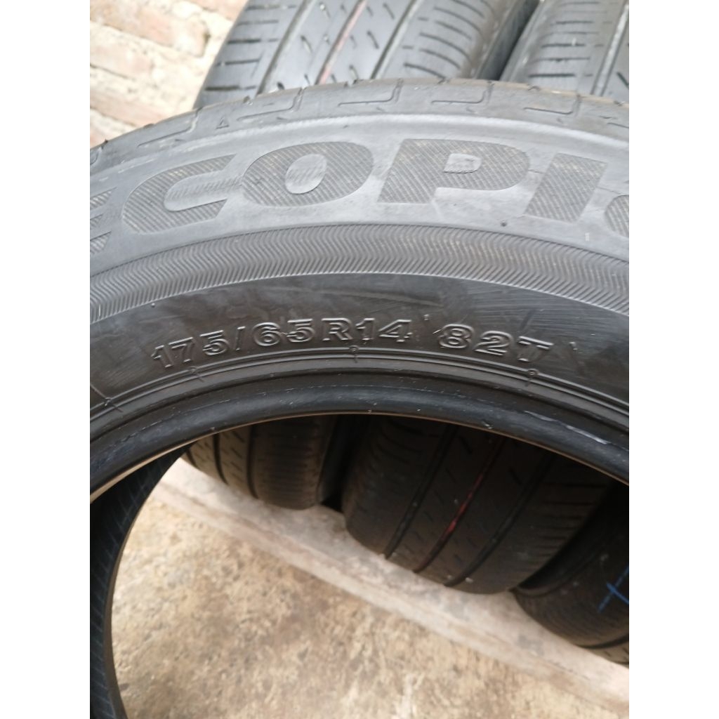 Ban Bridgestone 175/65 R14