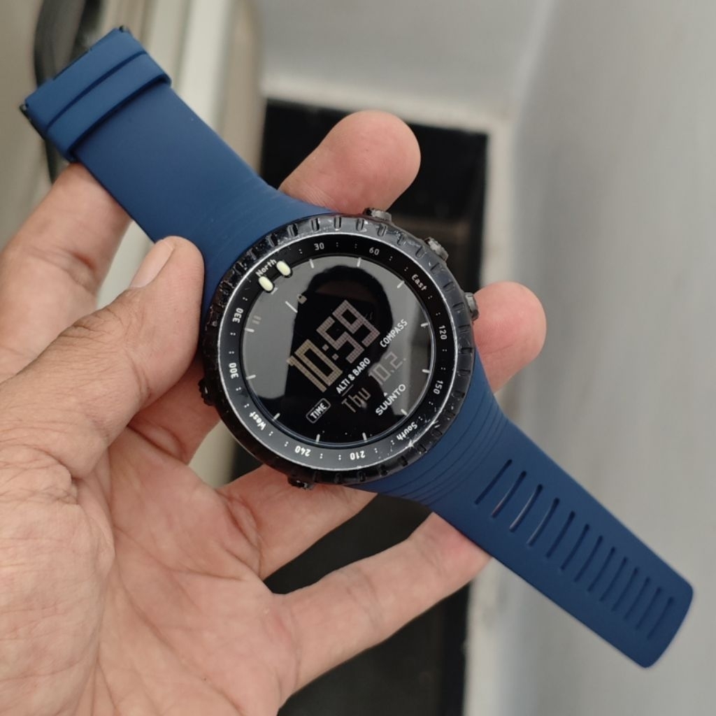 SUUNTO CORE ALL BLACK STRAP NAVY BLUE