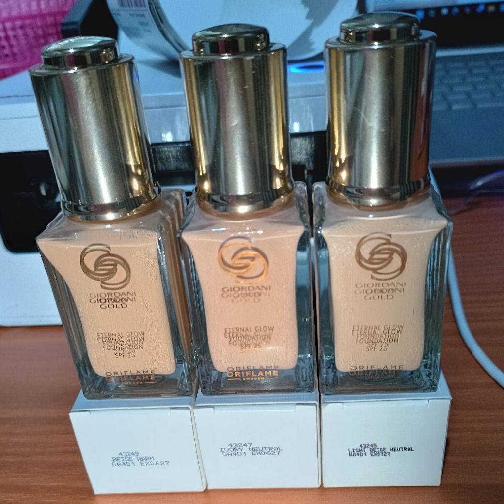 GIORDANI GOLD ETERNAL FOUNDATION SPF25