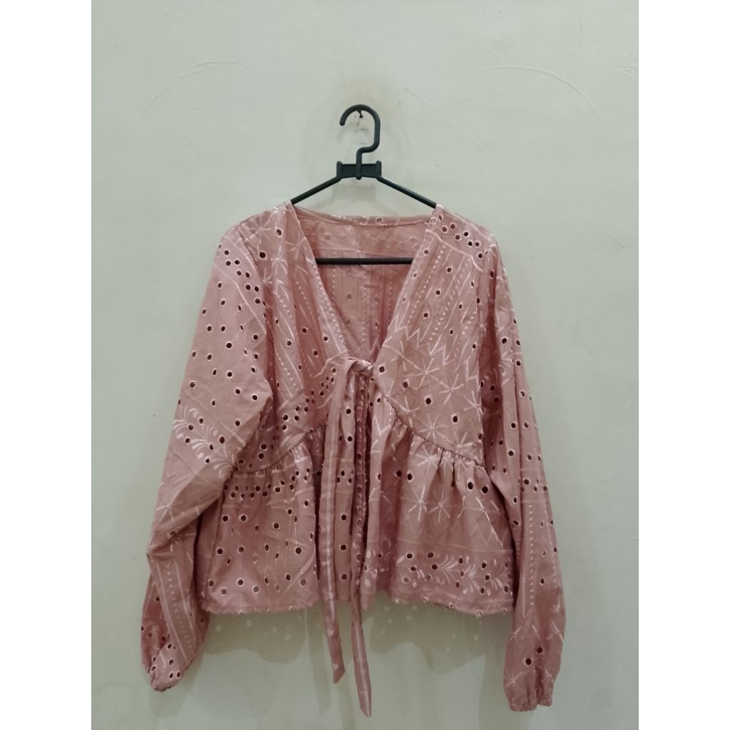 (preloved)~Laura outer katun bordir bolong