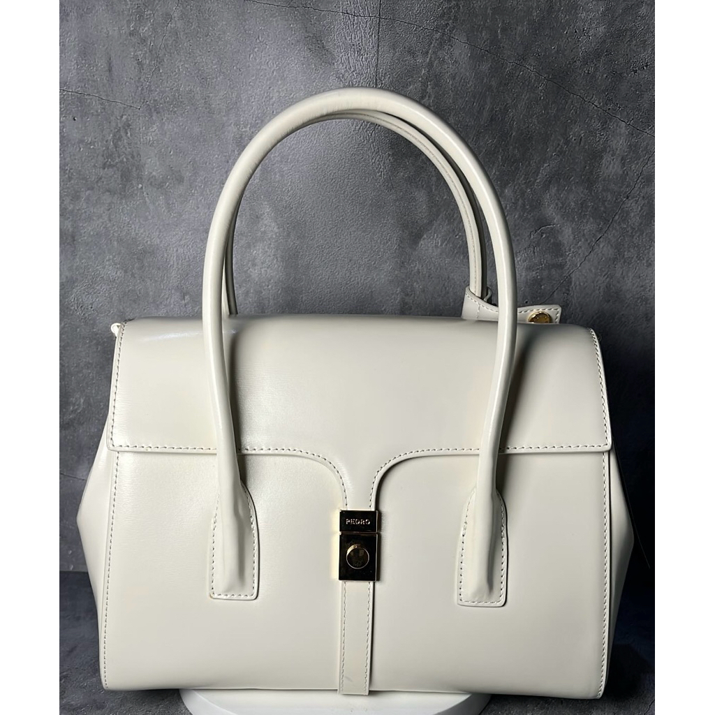 Pedro Classy Top Handle Bag - White (100% Original) || Rp2.799.000 -> Rp850.000
