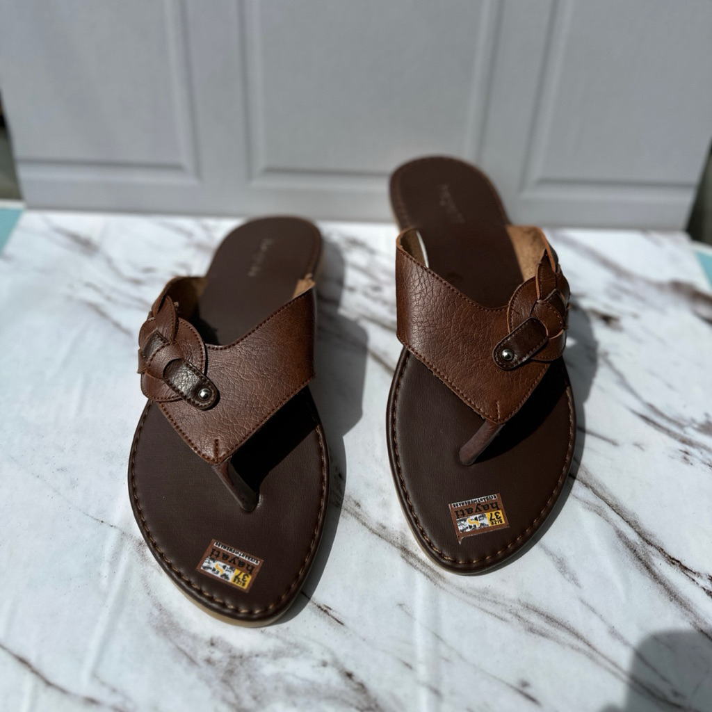 Hayati sukabumi Sandal Jepit Wanita Kekinian / Sendal Capit Fitflop Fitkop Casual Kulit Original