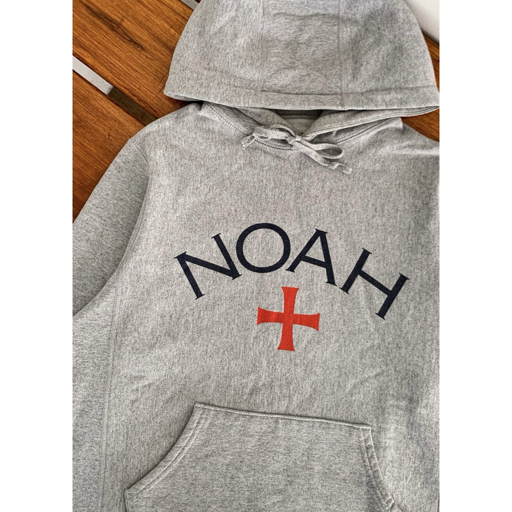 Noah core logo hoodie grey