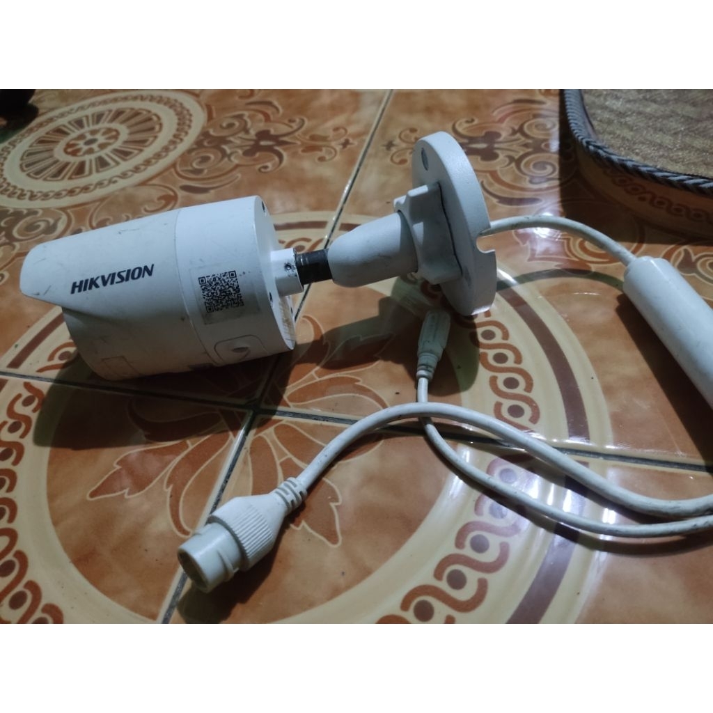 IP CAMERA Hikvision DS-2CD2020F-I 2MP mulus normal