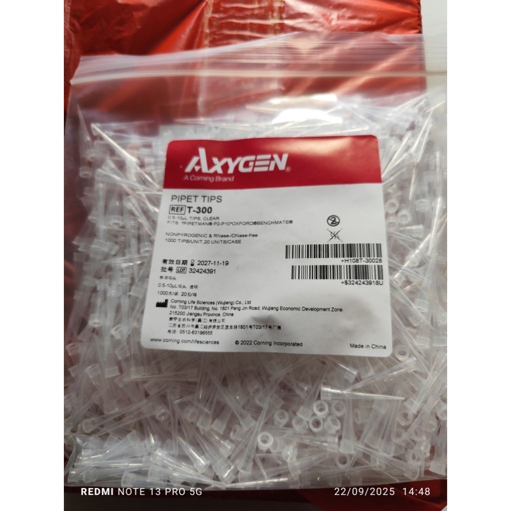 T300 Clear tip Axygen White tip axygen t300