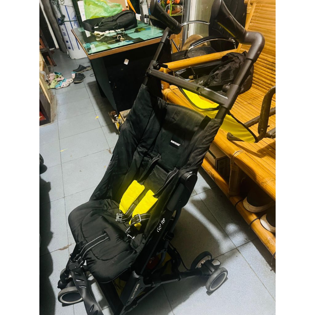 PRELOVED STROLLER BABYDOES GOLITE KERETA SORONG BAYI