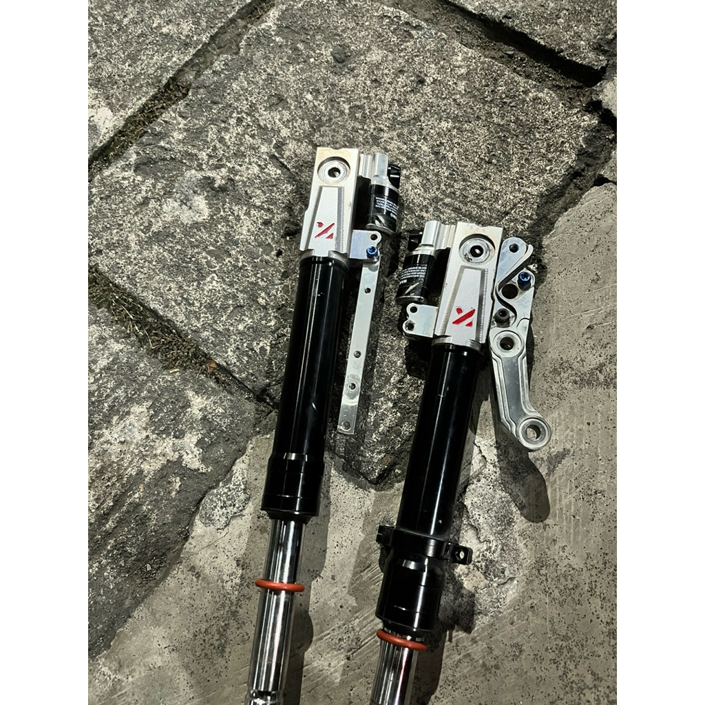 Shock depanKTC AEROX
