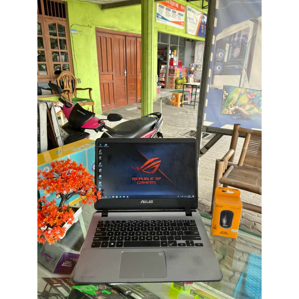 Laptop Asus X407UF || Core i5-8000 || Ram 8GB || Ssd 128gb + Hdd 500gb || Ready buat kuliahhh Harga 