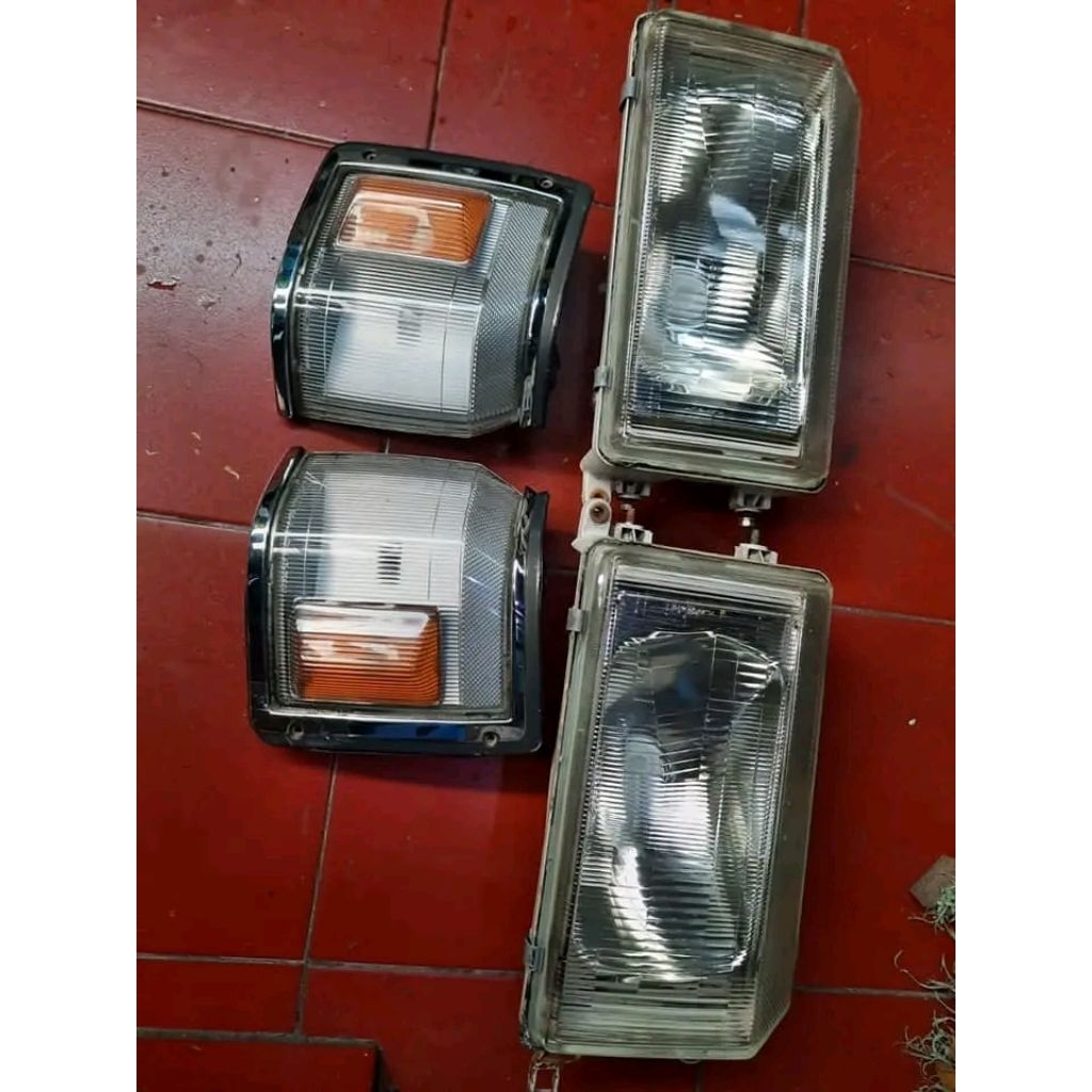 lampu depan toyota kijang grand extra atau lampu depan kijang grand extra atau lampu depan toyota ki