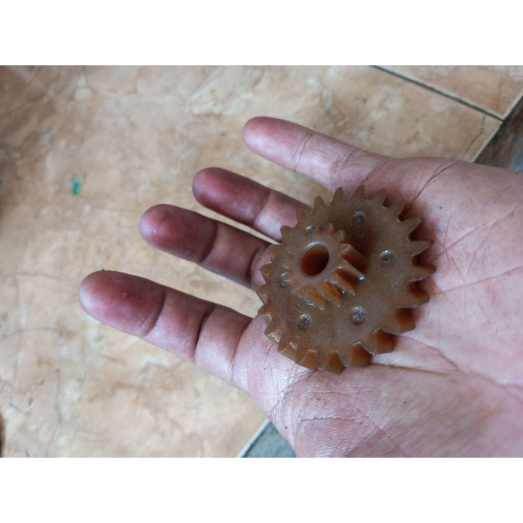Gear transfer pompa oli dan waterpump honda nsr 150 R RR Astra SP fsx original