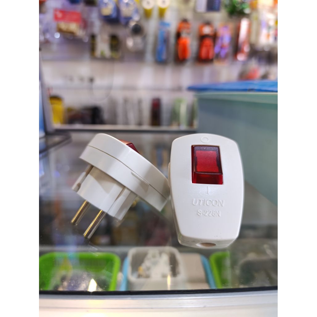 Steker Saklar Lampu Uticon