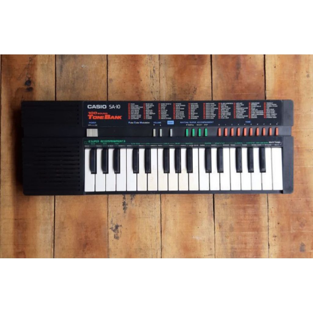 Piano CASIO SA10