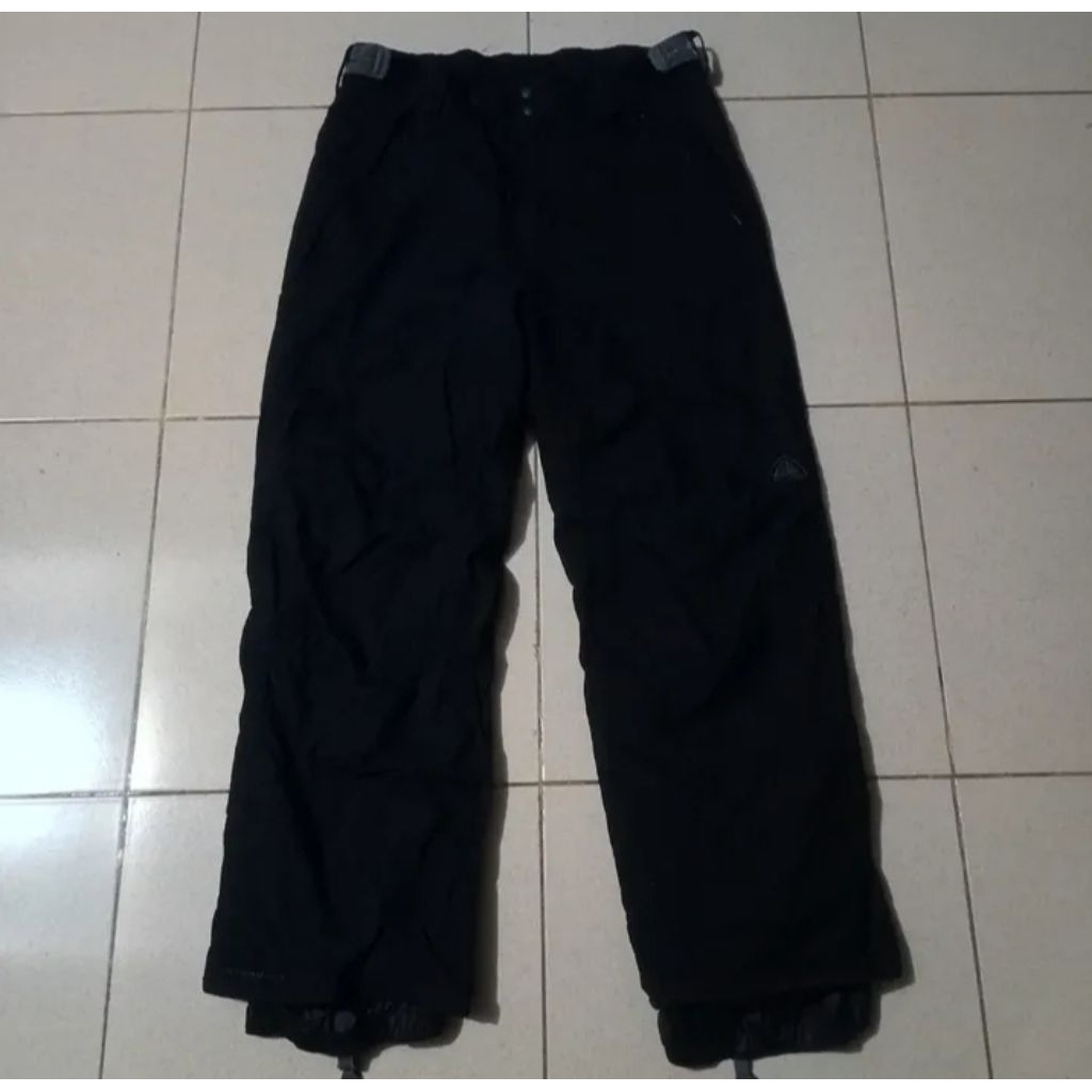 celana outdoor nike ACG snow board