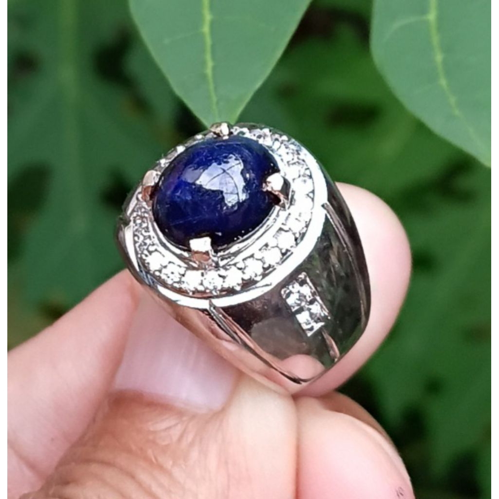 Natural  Blue Sapphire Ceylon