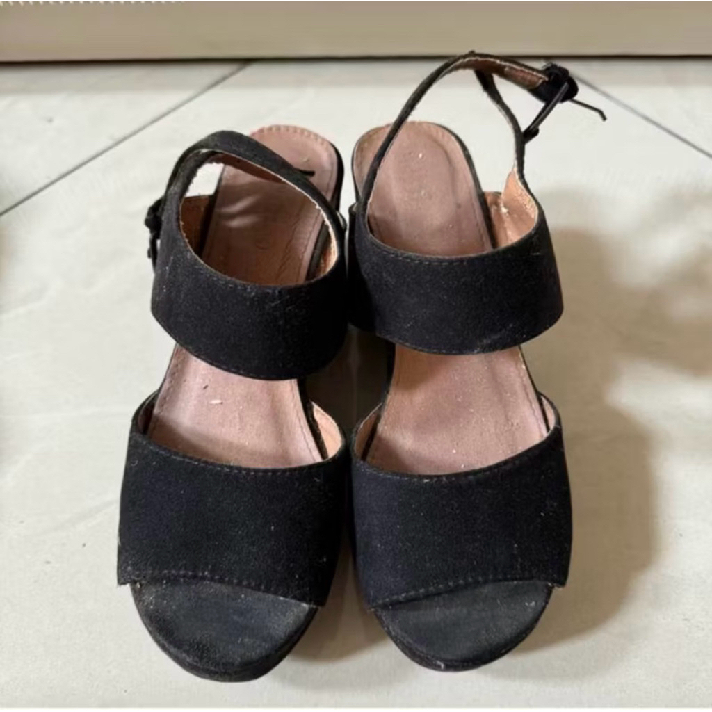 RUBI AUSTRALIA black suede wedges shoes | sepatu hak wanita rata rubi hitam beludru