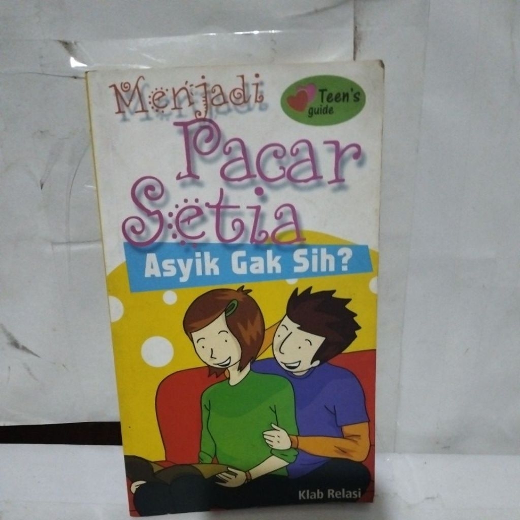 Novel menjadi pacar setia Asyik Gak sih