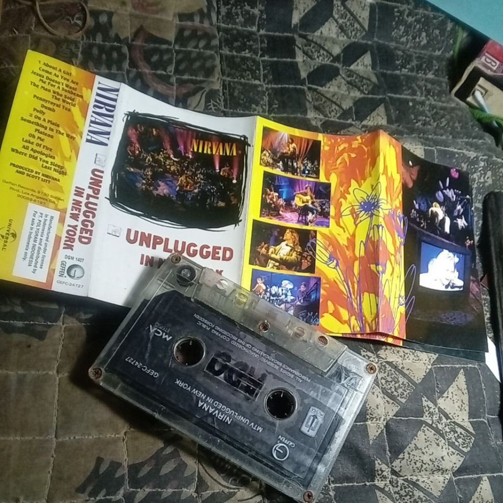 NIRVANA COLLECTION KASET PITA