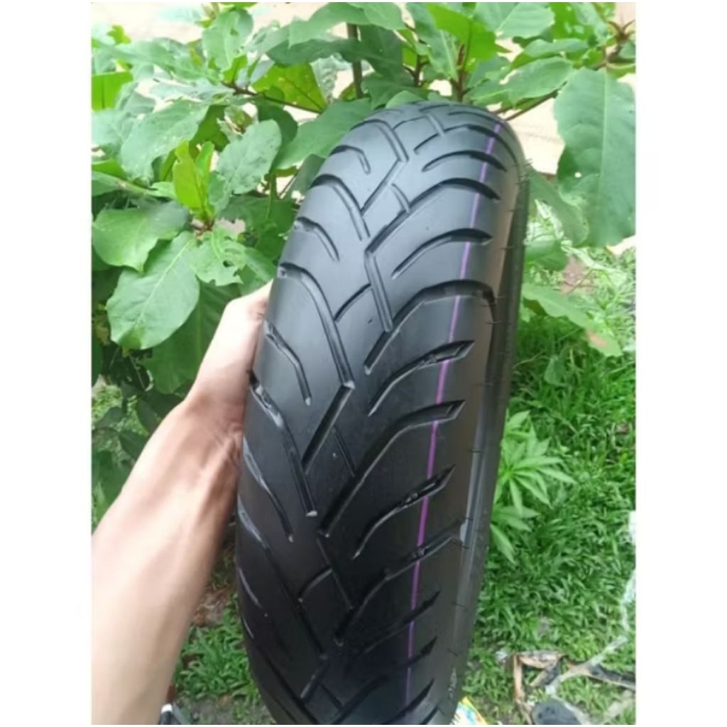 Sepasang ban tubeless motor NMAX