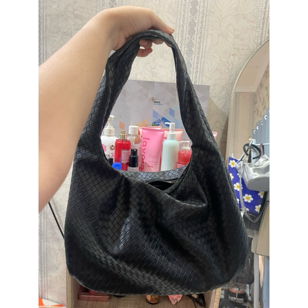[PRELOVED] Black hobo bag