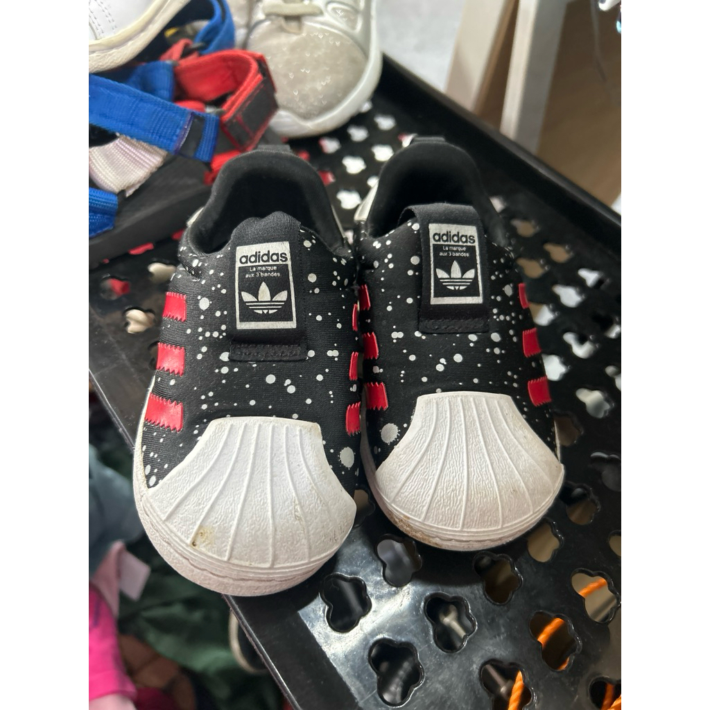 PRELOVED - ADIDAS SUPERSTAR (KIDS) SIZE 23