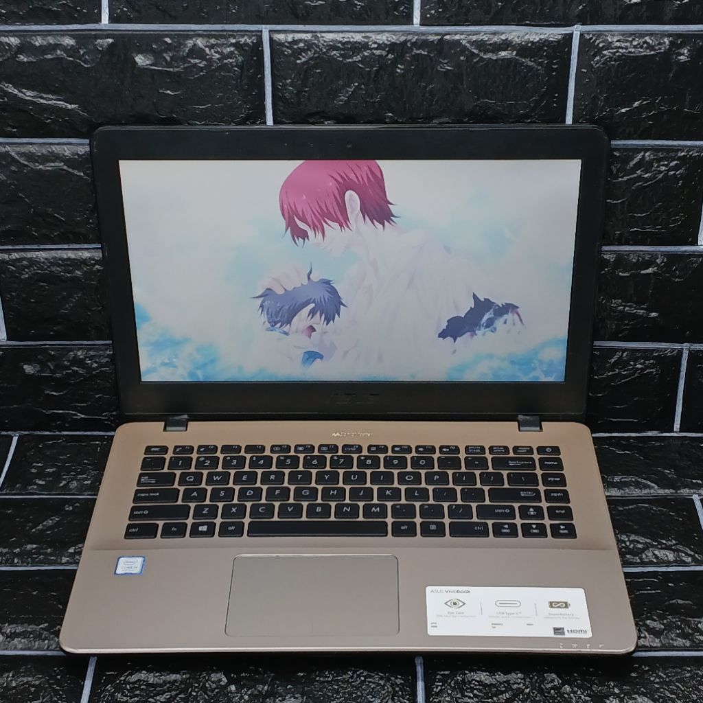 Laptop Asus Vivobook A442URR Intel Core I5-8250U 8/240GB