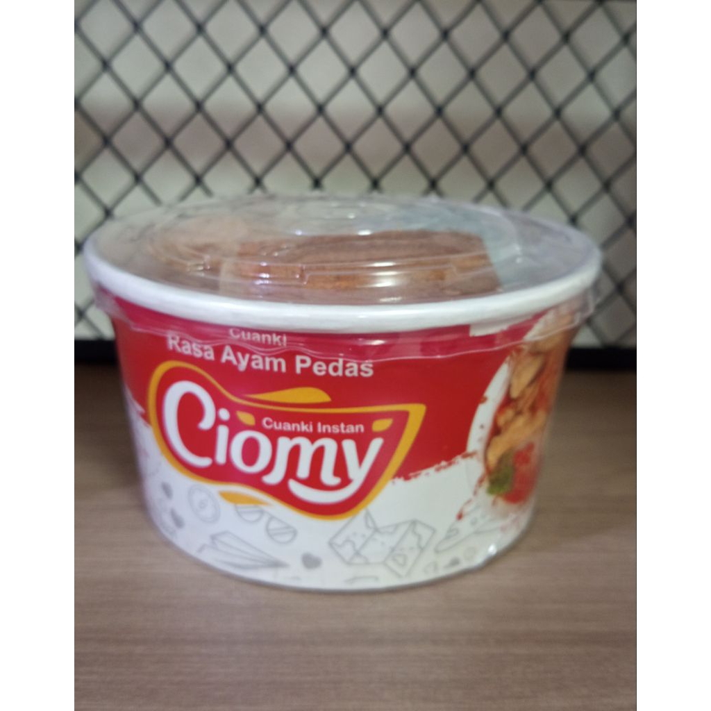 Ciomy Cuanki Instan Cup Rasa Ayam Pedas 66gram