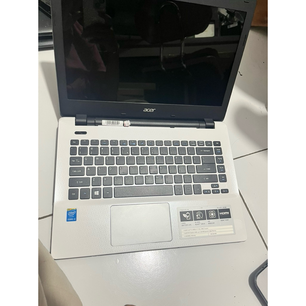 laptop acer aspire e14 E5-471 intel core i3