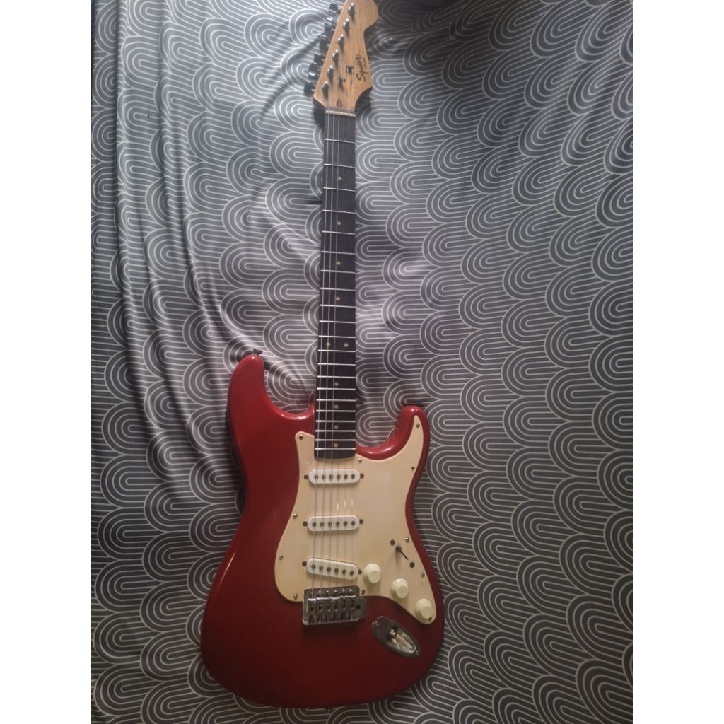 SQUIER STRATOCASTER BULLET TAHUN 2008