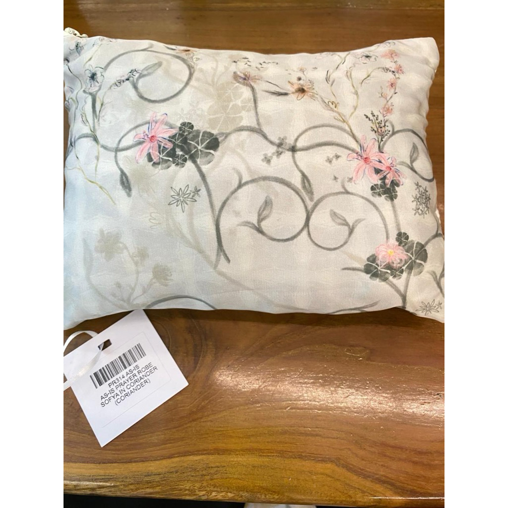 Buttonscraves As is WH sale Prayer Rob , Bag ,Sofya,SoTs,Hermosa,capsule