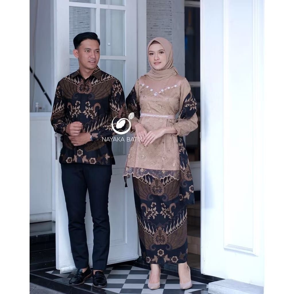 Baju Couple Pasangan Lila Nude Batik Couple Kebaya Modern-Kebaya Tunangan Kebaya Wisuda Kebaya Coupl