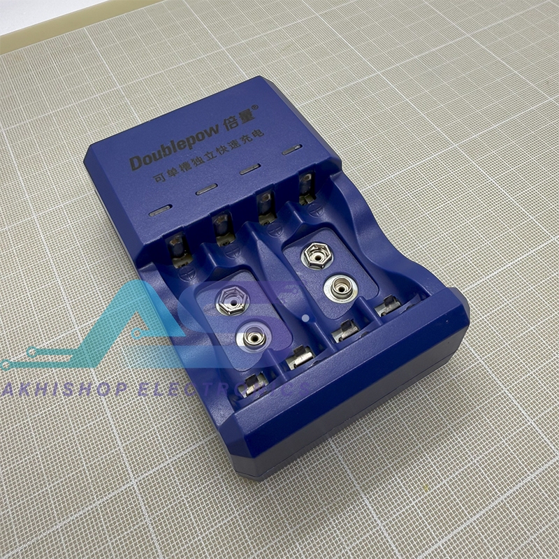 DOUBLEPOW DP-K33 4 Slots Battery Charger