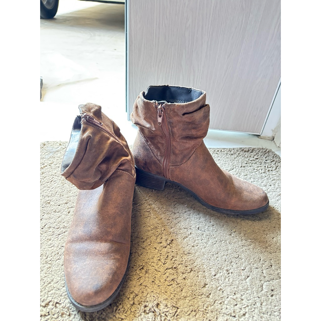 boots by american eagle