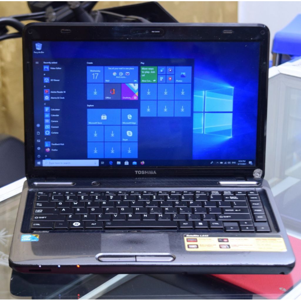laptop TOSHIBA L645 bekas