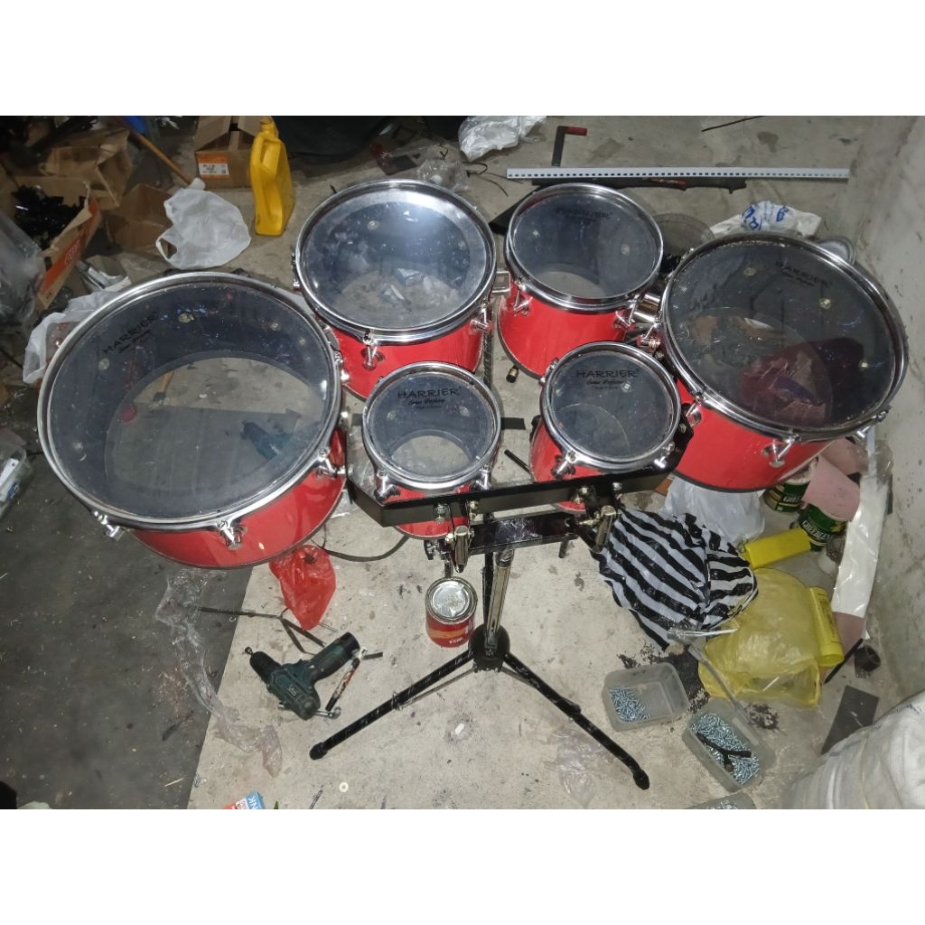 stand trio quarto quintom sixtom. kaki untuk menaruh drumband trio