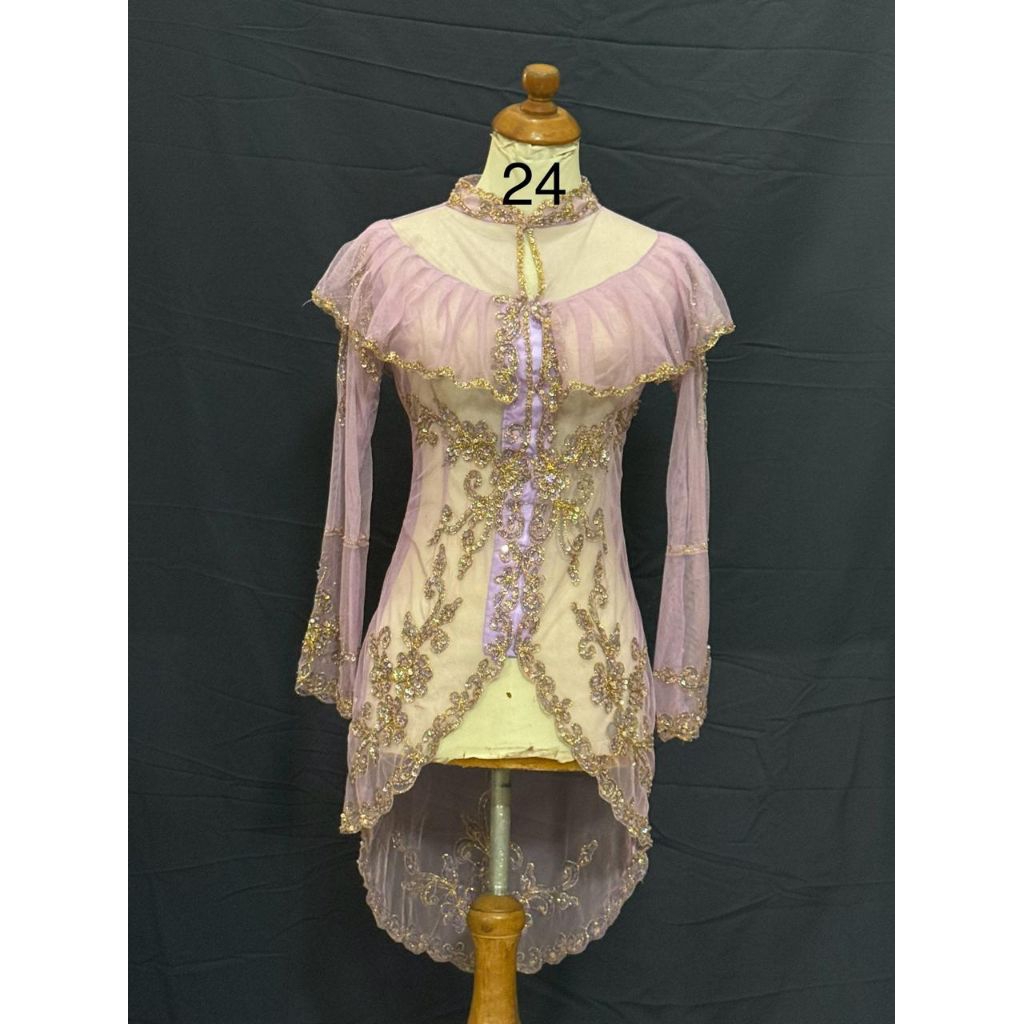 KODE 24 KEBAYA TILE KOMBINASI DAN KEBAYA TILE UNGU PUTIH