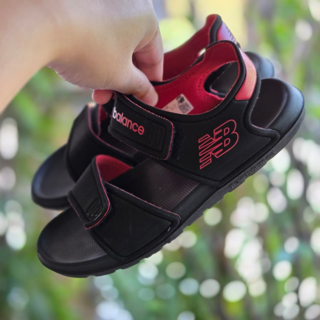 Sandal New Balance Anak