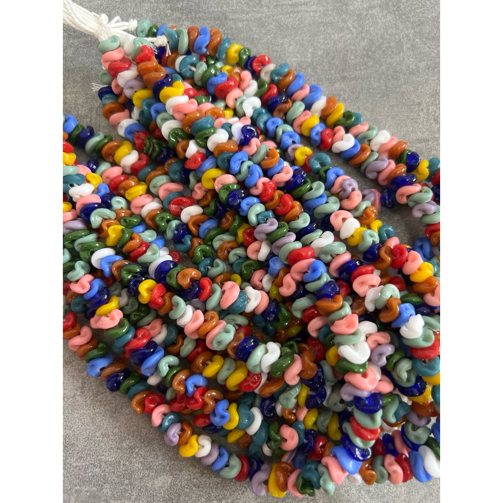 Manik Gigi Gigi • Glassbeads Jombang