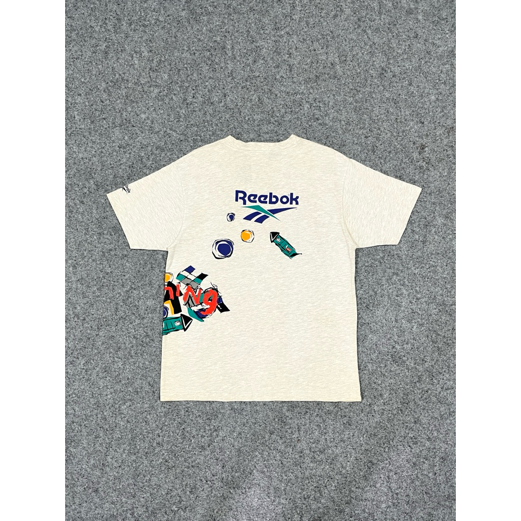 VINTAGE REEBOK ART RAINBOW TEE SECOND