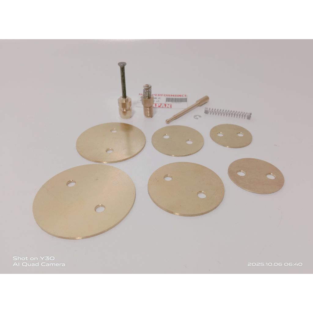 Mitsubishi FICK UF karburator T120 ss/colt/L 300 /jarum kalkson , koin , tonjokan, power jet