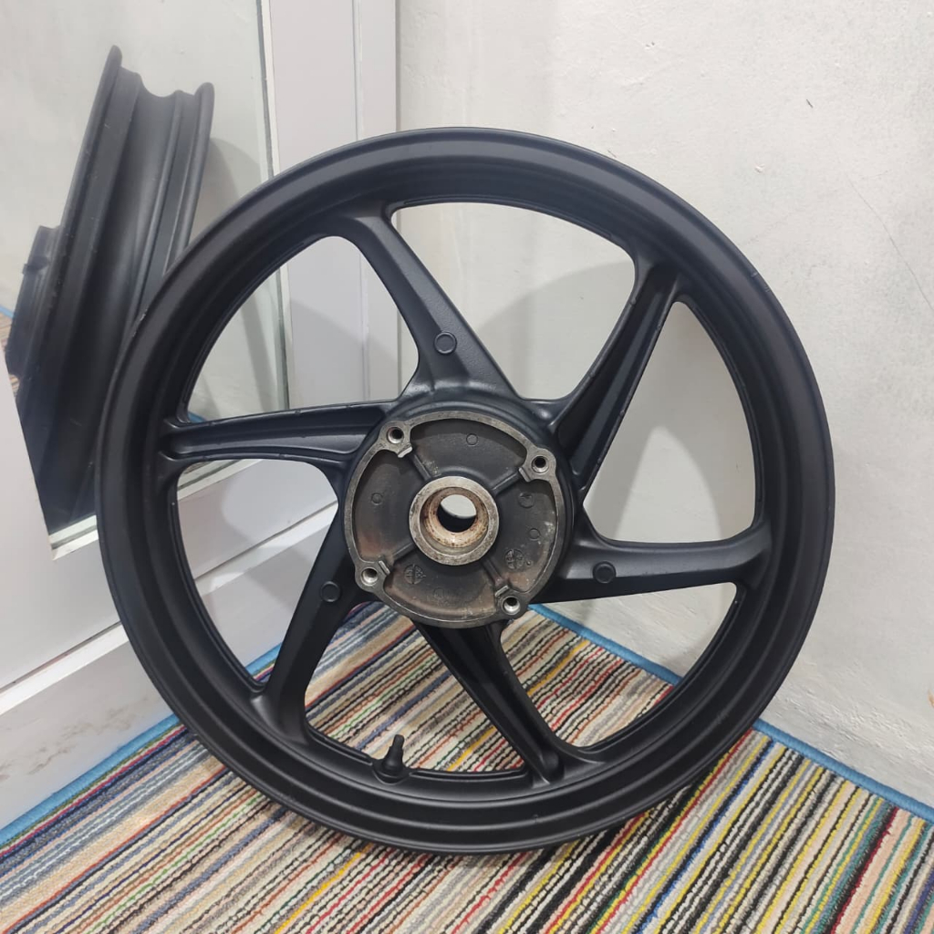 VELG MEGAPRO MONO/CB 150 R OLD BELAKANG ORIGINAL