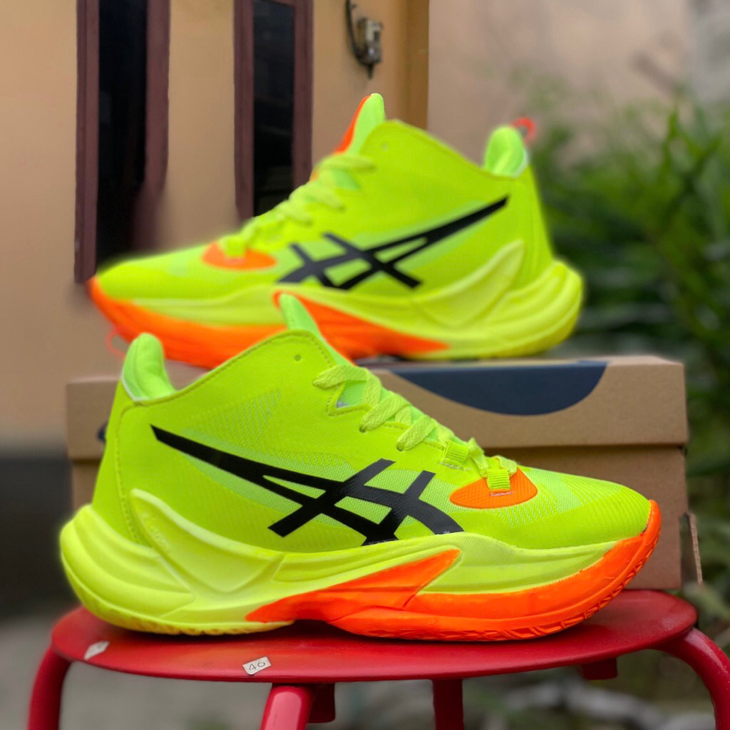 sepatu wanita pria hijau stabilo keren